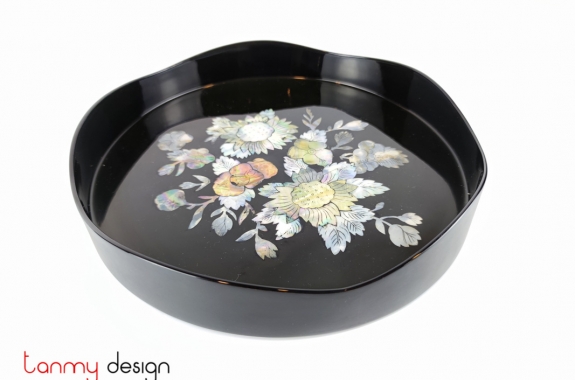 Black round lacquer tray attached with pearl flowers 27*H4cm